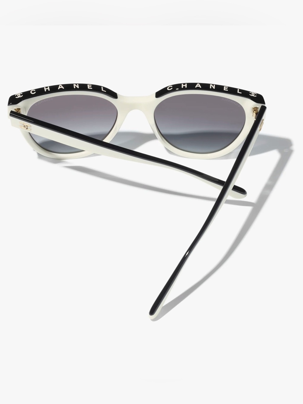 NWT Authentic Chanel White/Black Butterfly CC Logo Sunglasses + Accessories - Picture 4 of 12